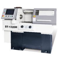 Токарний станок по металу з ЧПУ ST1320H